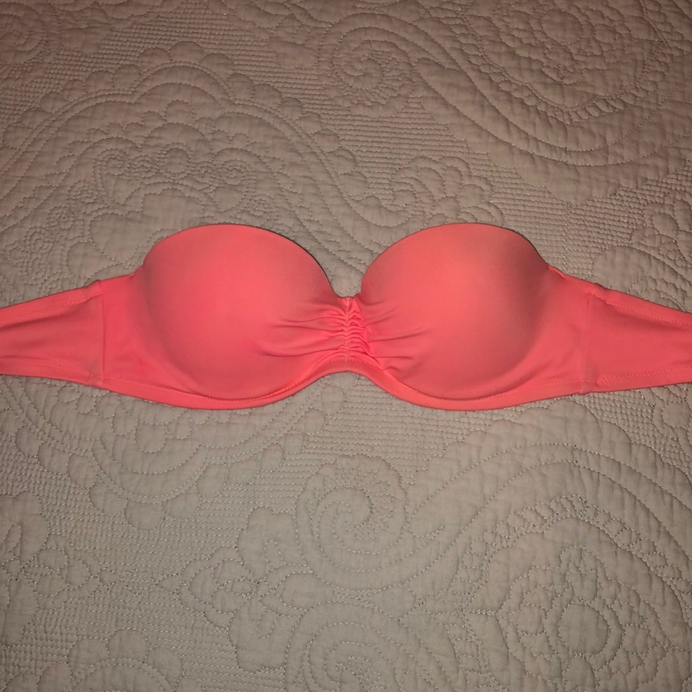 Victoria’s Secret 32B strapless swim top